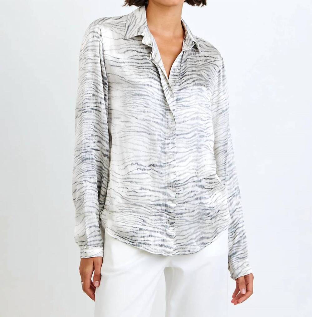 NEW BELLA DAHL clean hidden placket top in snow tiger